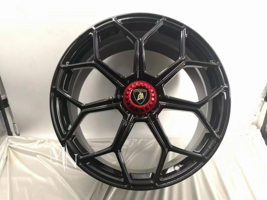 Спицы Monoblock CenterLock y выковали колеса для Lamborghini Aventador SVJ