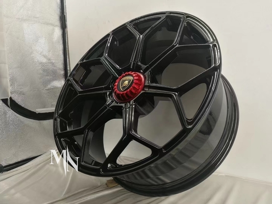 Спицы Monoblock CenterLock y выковали колеса для Lamborghini Aventador SVJ