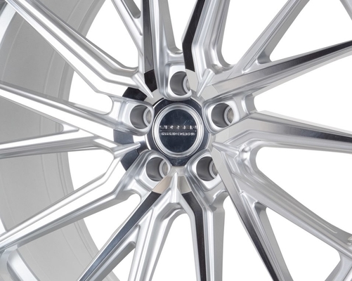 Отполированные серебром кованые диски Vossen HF-4T для Audi RS4 A6