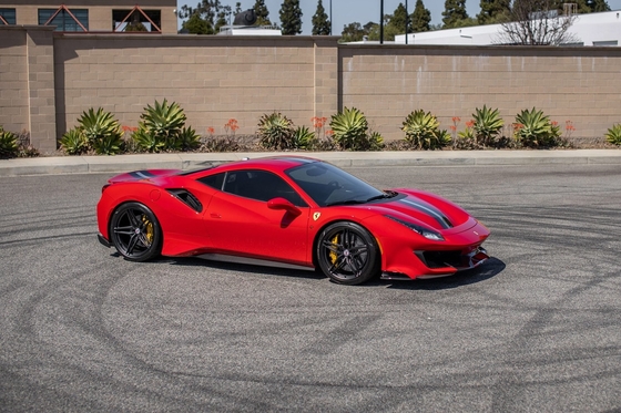 Роскошные оправы HRE P107SC Monoblock выковали колеса на Феррари 488 Pista