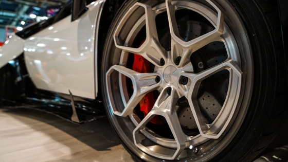 Rotiform 2 части HUR выковала сплав алюминия колес 6061-T6